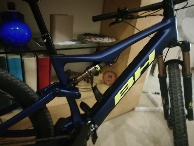 Used BH iLYNX RACE CARBON PRO 7.9 2022 2022 Mountainbike, Blue, 29 — image 2 of 4