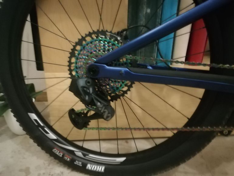 Used BH iLYNX RACE CARBON PRO 7.9 2022 2022 Mountainbike, Blue, 29 — image 3 of 4
