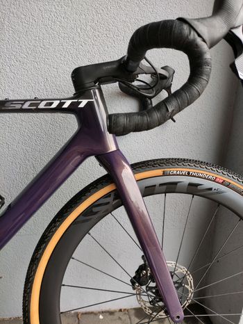 Used Scott Addict Gravel 20 2022 2022 Road & Gravel, Violett — image 4 of 18