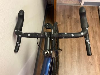 Used Pivot VAULT 2023 Road & Gravel, Blue — image 5 of 7