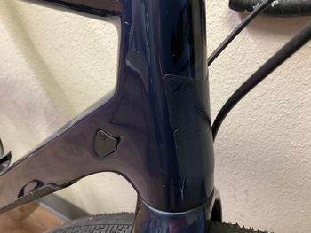 Used Pivot VAULT 2023 Road & Gravel, Blue — image 6 of 7