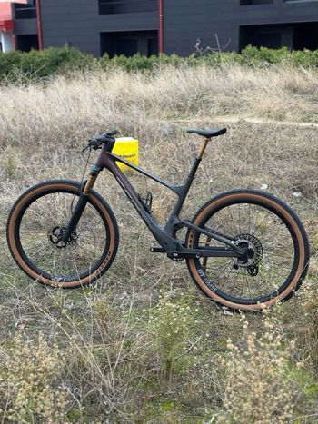 Used Scott Spark RC SL TR 2024 2024 Mountainbike — image 24 of 27