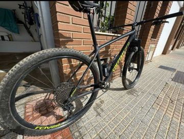 Specialized Men's Epic Hardtail Comp 2019 2019 Mountainbike d'occasion — image 3 sur 4