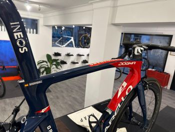 Used Pinarello Dogma F - Carlos Rodriguez 2021 Road & Gravel, Rojo — image 4 of 10