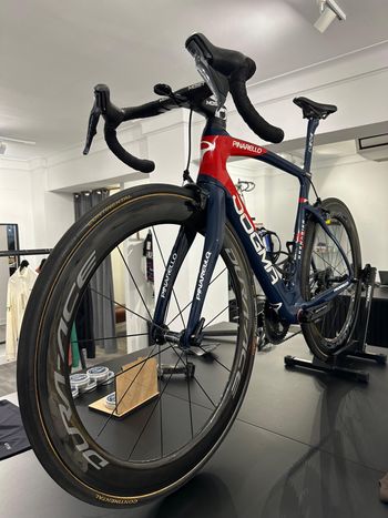 Used Pinarello Dogma F - Carlos Rodriguez 2021 Road & Gravel, Rojo — image 3 of 10
