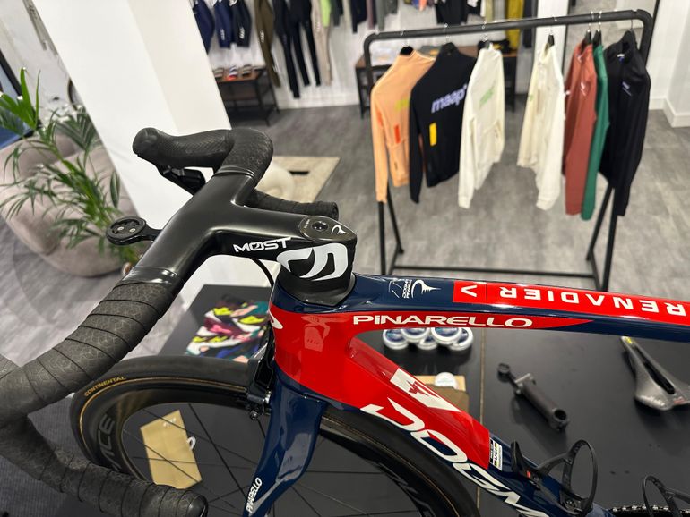 Used Pinarello Dogma F - Carlos Rodriguez 2021 Road & Gravel, Rojo — image 7 of 10