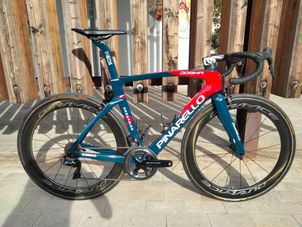 Pinarello - Dogma F - Carlos Rodriguez, 2021