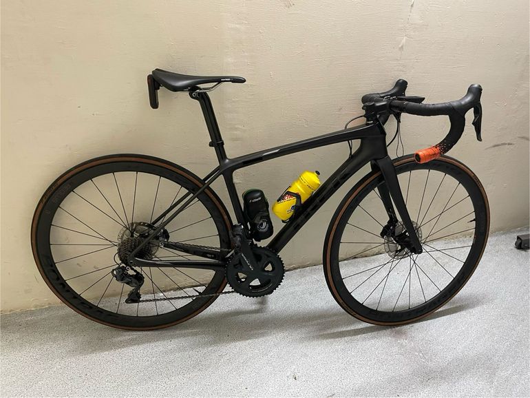 Used Trek Émonda SLR 7 Disc 2019 2019 Road & Gravel, Black — image 1 of 5