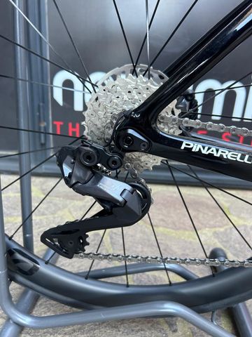 Pinarello DOGMA F7 2023 Road & Gravel usato, Rosso — immagine 7 di 14