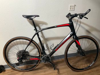 Specialized - Sirrus Sport Carbon, 2017