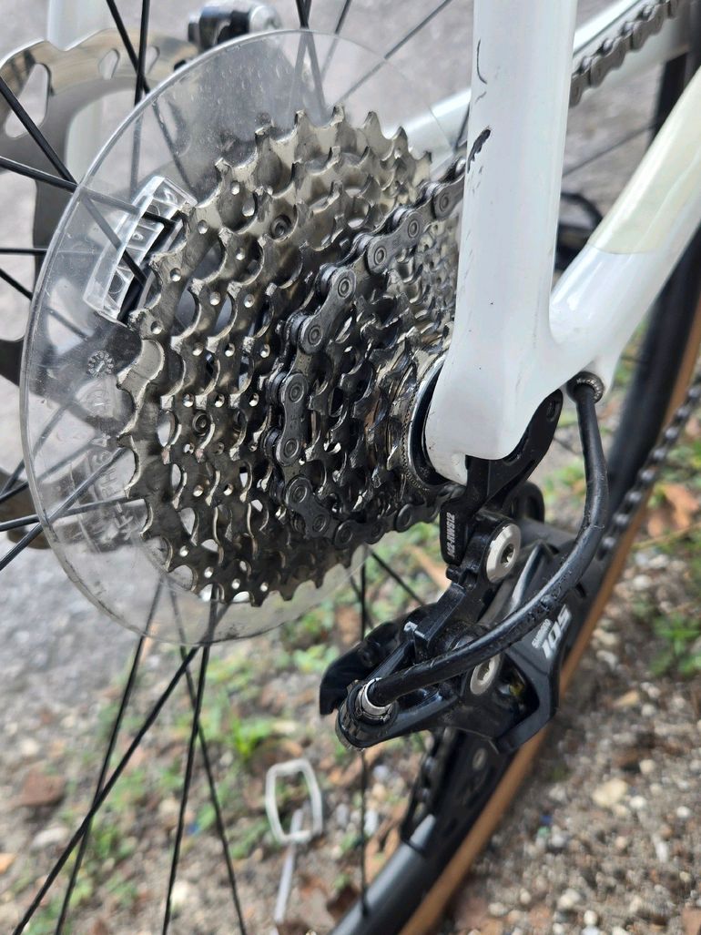 Used Scott Addict 20 disc 2021 2021 Road & Gravel — image 6 of 8