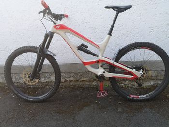 Used YT Industries Capra 27 CF 2018 2018 Mountainbike, Red, 27.5 (650B) — image 2 of 6