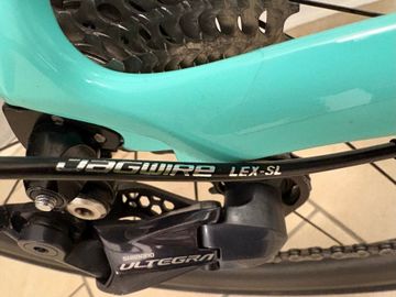 Bianchi Oltre XR3 Ultegra 2019 2019 Road & Gravel usato, Verde — immagine 8 di 8