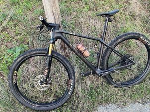 Canyon - Exceed CF SLX 9 2023, 2023