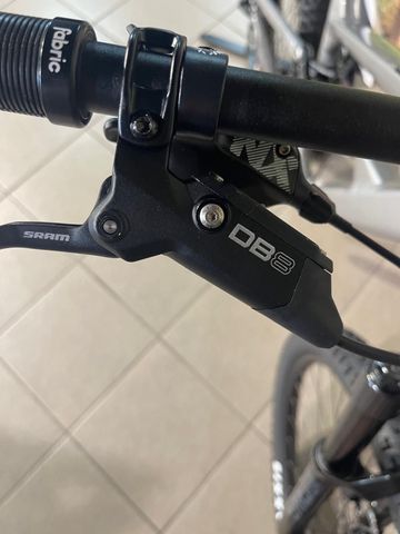 Gebrauchtes Cannondale Habit 3 2023 Mountainbike, Hellgrau — Bild 4 von 5