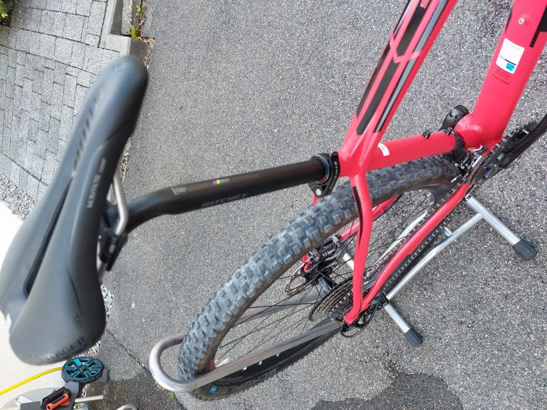 Trek Superfly 7 2017 Mountainbike usato, Rosso — immagine 5 di 9