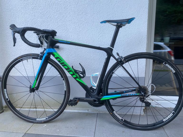 TCR Advanced Pro 1 2016 Giant 2016 TCR Advanced Pro 1 2016 Giant 2016