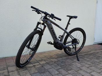 Used Trek Powerfly 7 2019 Mountainbike, Hellgrau — image 4 of 37