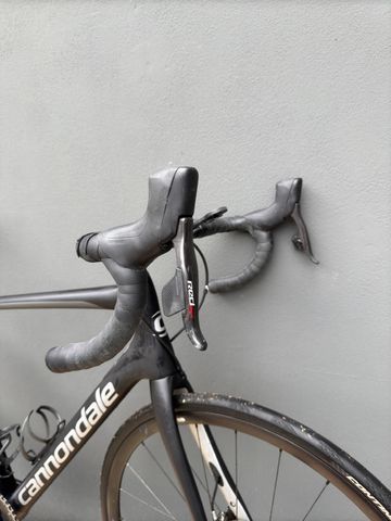 Tweedehands Cannondale Synapse Carbon Disc RED eTap 2018 2018 Road & Gravel — afbeelding 4 van 5