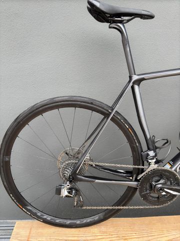 Tweedehands Cannondale Synapse Carbon Disc RED eTap 2018 2018 Road & Gravel — afbeelding 2 van 5