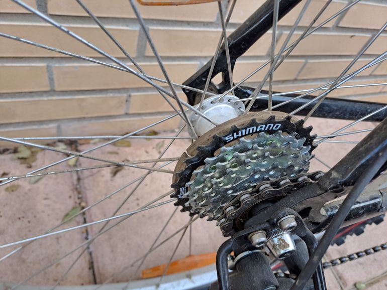 Used Giant Boulder shock 2004 Road & Gravel, Red — image 4 of 5