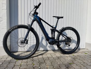Used Merida eONE-FORTY 8000 2020 Mountainbike, Black — image 2 of 4