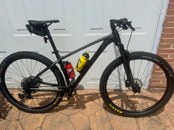 Trek - X Caliber 8, 2021