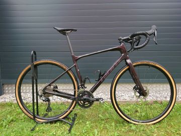 Gebrauchtes Giant Revolt, Advanced 2 2021 2021 Road & Gravel, Violett — Bild 1 von 8