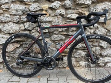 Brugt BMC Teammachine SLR01 DISC ONE 2019 2019 Road & Gravel — billede 1 af 7