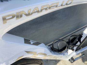 Pinarello Dogma F Crystal White 2024 Road & Gravel usato, Bianco — immagine 12 di 20