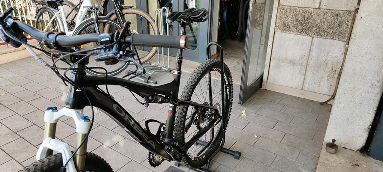 Used Orbea OIZ M50 2018 2018 Mountainbike, Negro — image 4 of 4