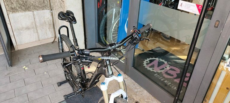 Used Orbea OIZ M50 2018 2018 Mountainbike, Negro — image 3 of 4