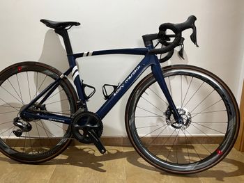 Used Eddy Merckx SanRemo76 Disc — Shimano Ultegra Di2 DB 2020 2020 Road & Gravel, Blue — image 1 of 7