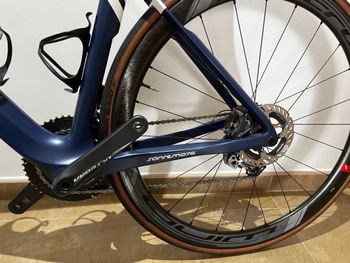 Used Eddy Merckx SanRemo76 Disc — Shimano Ultegra Di2 DB 2020 2020 Road & Gravel, Blue — image 6 of 7