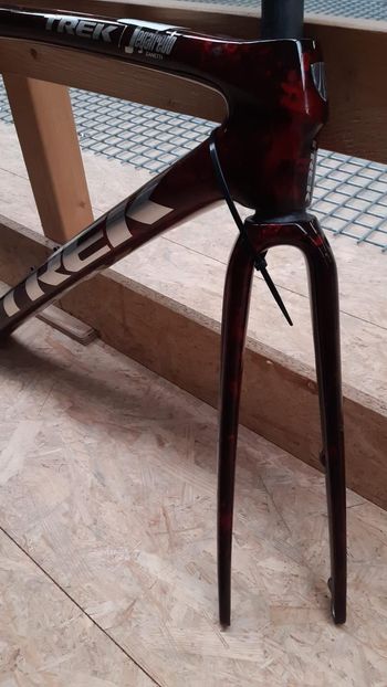 Used Trek Émonda SLR 9 Disc eTap 2020 2020 Road & Gravel, Rot — image 7 of 7