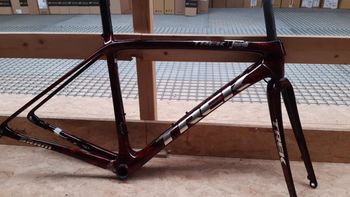 Used Trek Émonda SLR 9 Disc eTap 2020 2020 Road & Gravel, Rot — image 5 of 7