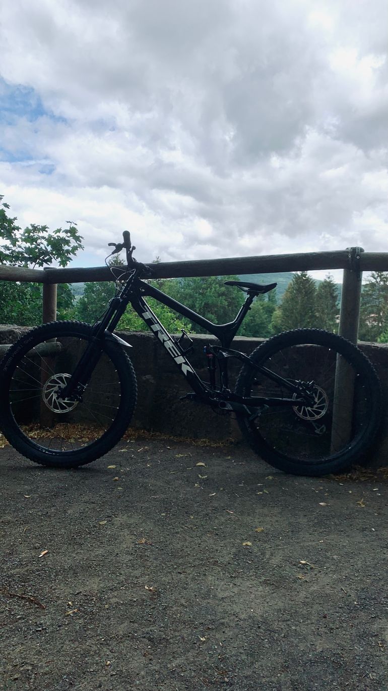 Trek slash online 8.9