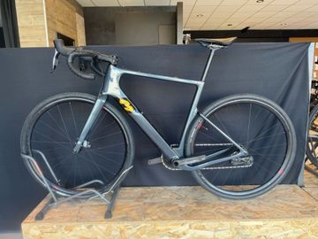 Używany 3T Exploro Ultra Force Eagle 2023 2023 Road & Gravel — zdjęcie 5 z 8