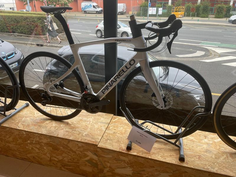 Pinarello X1 105 2023 2023 Road & Gravel d'occasion — image 1 sur 3