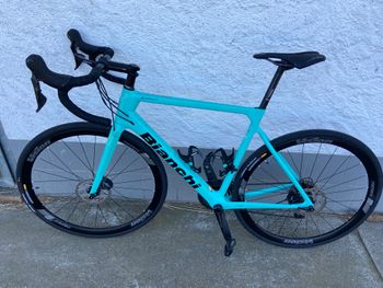 Used Bianchi Sprint Ultegra Disc 2021 Road & Gravel, Blue — image 3 of 4