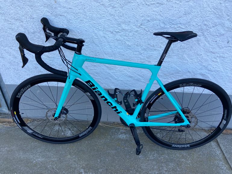 Used Bianchi Sprint Ultegra Disc 2021 Road & Gravel, Blue — image 3 of 4