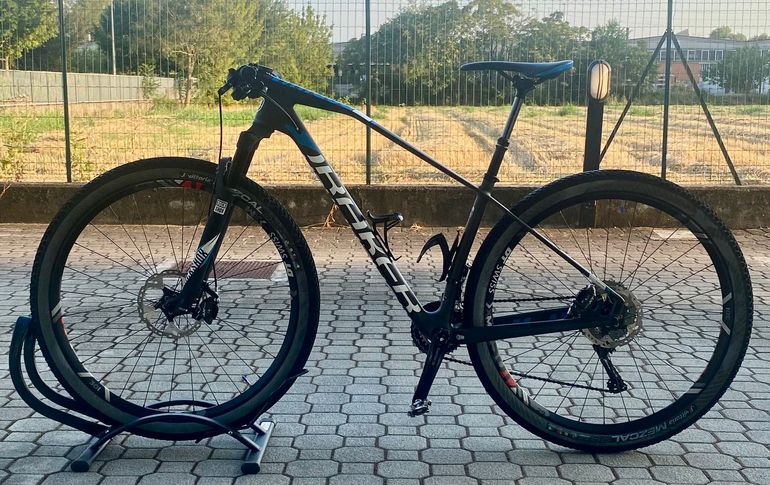 Used Mondraker Podium Carbon 2018 Mountainbike, Schwarz — image 2 of 10