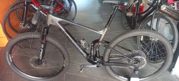 Used Lee Cougan Crossfire 428 RE 2022 Mountainbike, Light Gray — image 2 of 8
