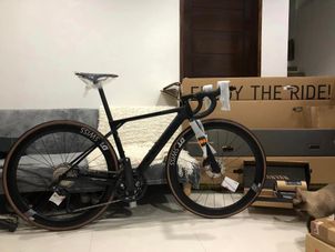 Canyon - ULTIMATE CF SLX 8 DI2, 2024