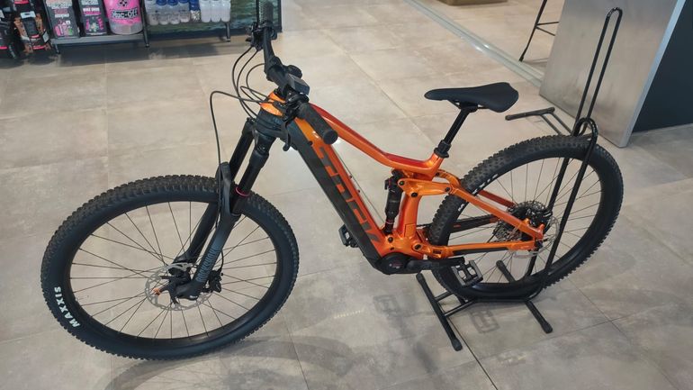 Used Trek Rail 9.5 Gen 2 2023 2023 Mountainbike, Orange, 29 — image 2 of 4