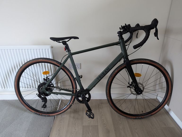 Used TRIBAN Gravel Bike RC 120 Disc Brake 2023 2023 Road & Gravel — image 1 of 5