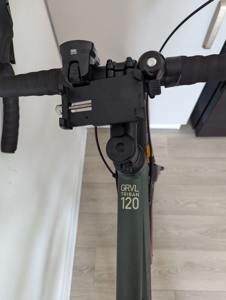 Used TRIBAN Gravel Bike RC 120 Disc Brake 2023 2023 Road & Gravel — image 4 of 5
