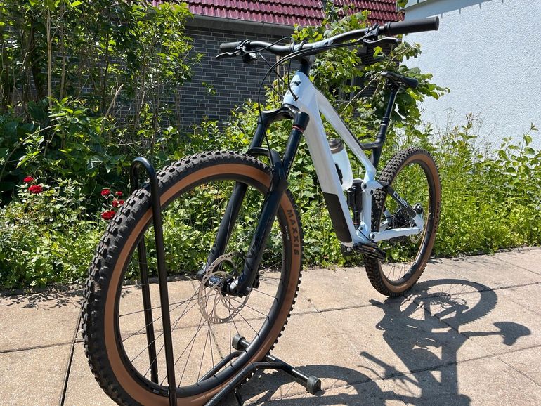 Used CUBE STEREO 150 C:62, RACE 29 2022 2022 Mountainbike, White, 29 — image 11 of 13