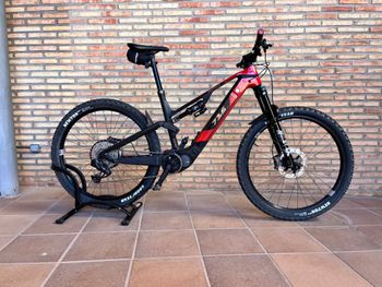 Gebrauchtes Rotwild R.X735 PRO 2023 2023 Mountainbike, Rot, 29 — Bild 1 von 7