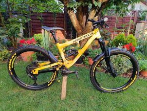 Commencal - SUPREME 8, 2012